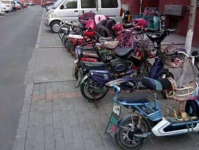 迎接國家衛(wèi)生城市復審 區(qū)房管局全力打造宜居環(huán)境，擦亮衛(wèi)生城市名片